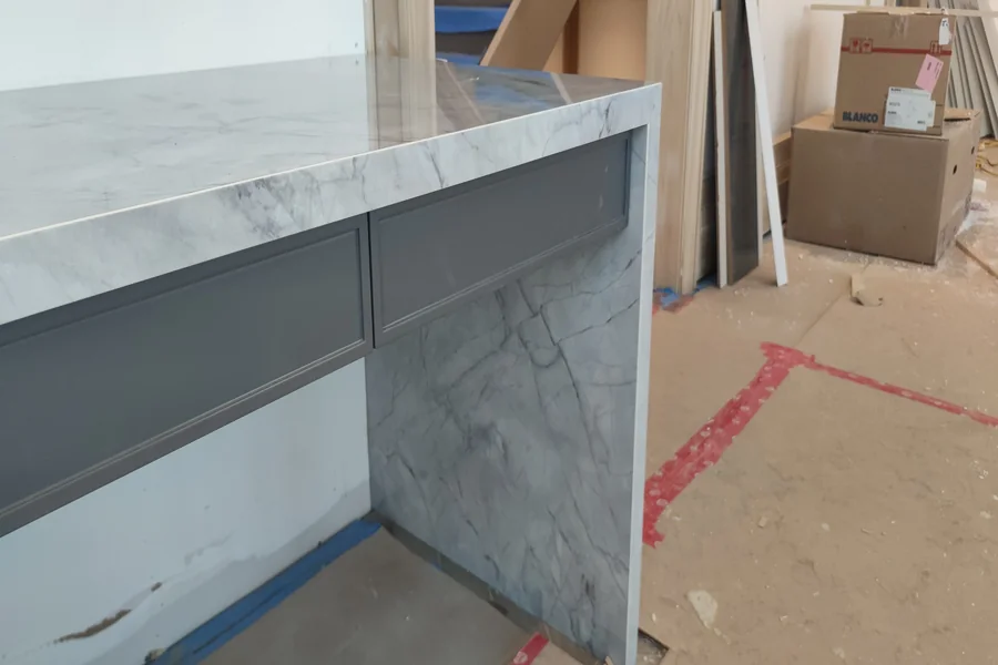 Quartz Countertops in Toronto: What to Check Before You Order
